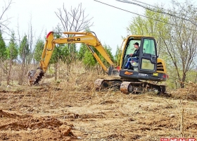 芮城县西尧村皂树自然村环境整治施工车辆