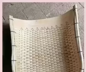 秦家埝村看柳编
