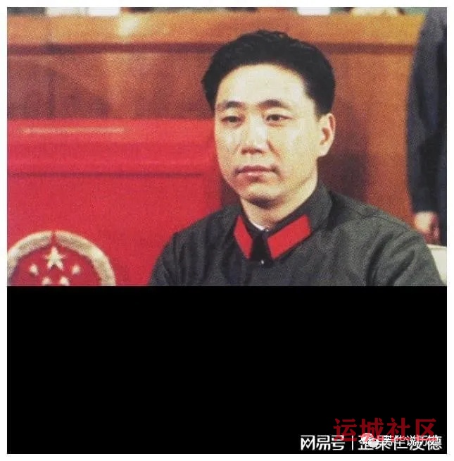 他是四人帮中被抓唯一反抗的人，入狱后郁郁而终，如今后代很幸福