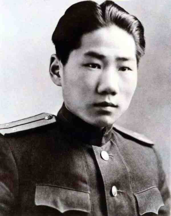 秦明：接过岸英的枪