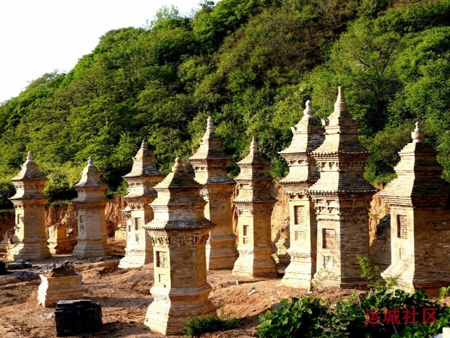 栖岩寺塔群_永济古迹