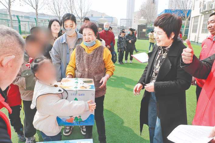 猗县特殊教育学校获得捐赠温暖包3650元