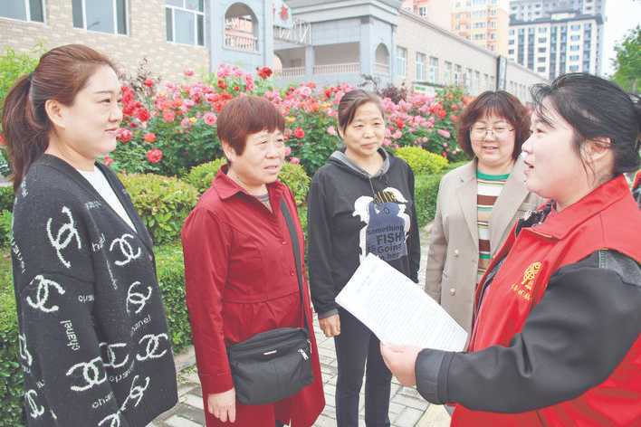 闻喜县南城社区 推进“两癌”防治 关爱妇女健康