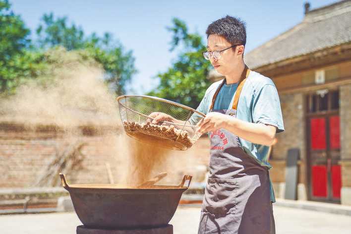 一颗“豆”，两代人，垣曲县非遗炒粸走向规模化品牌化