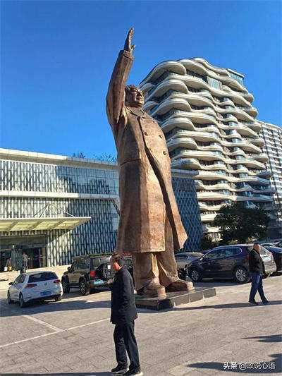 政说心语：由雄安矗立的毛主席巨型塑像所想到的