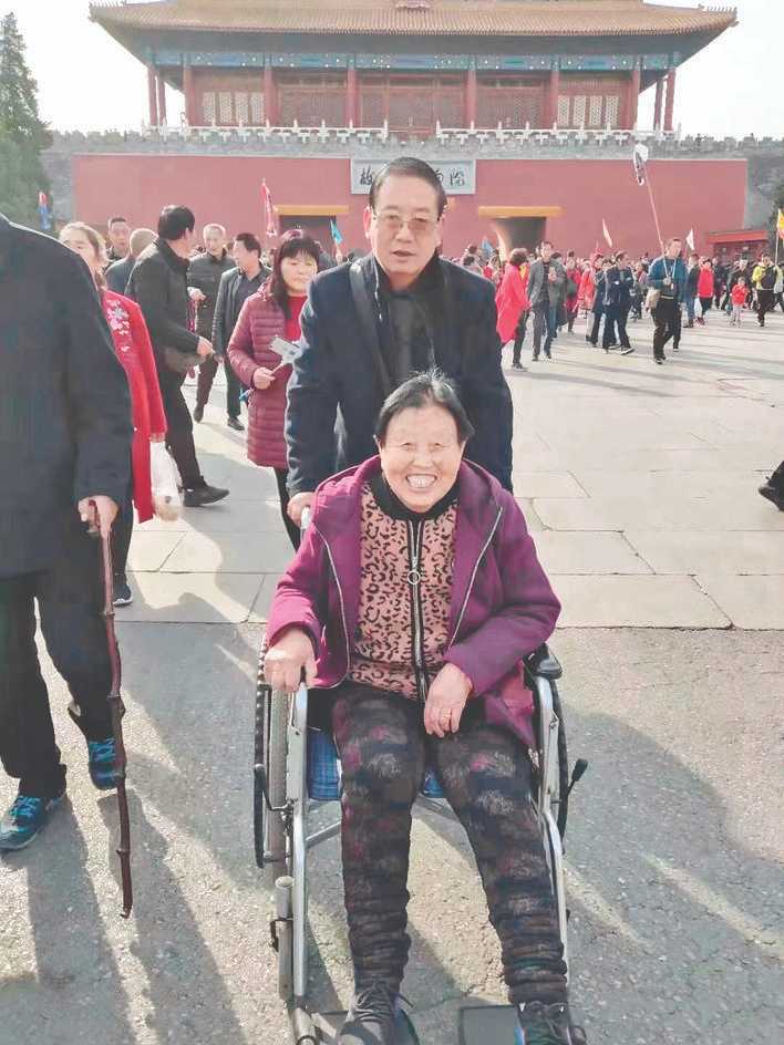 闫建华和闫琴亮的蓝宝石婚姻