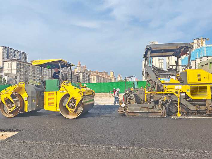 运城市区周西路（魏风街至铺安街）主车道铺设沥青路面