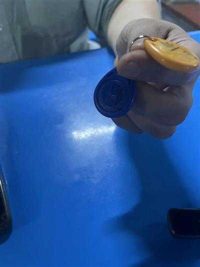 张苹:一个外卖员59次丢失了他的尊严