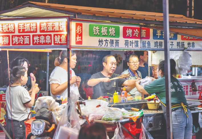 万荣北解休闲美食广场夜市开了