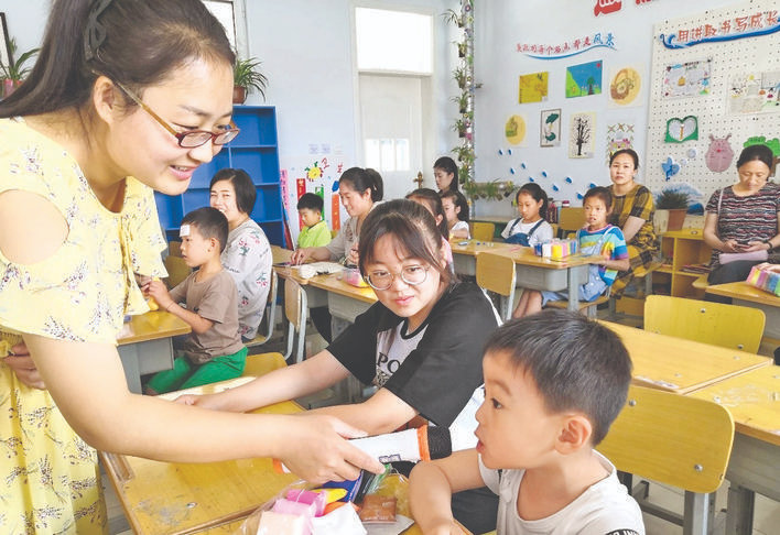 探访绛县探索阅读树人新路径_李宏伟