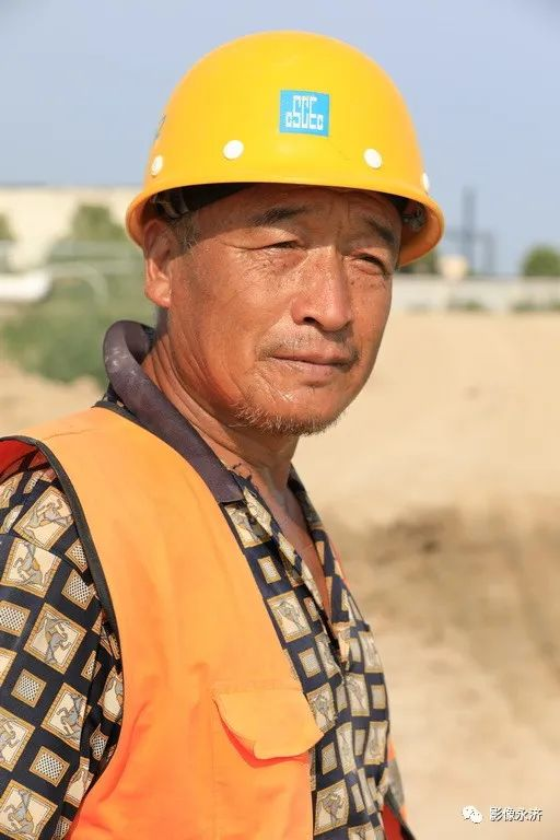 农民工组图_河东影像