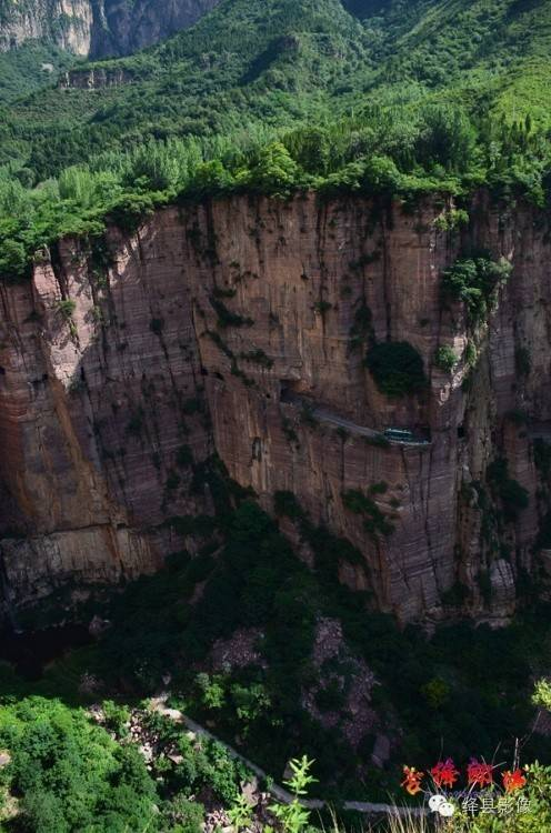 郭亮挂壁公路_河东影像