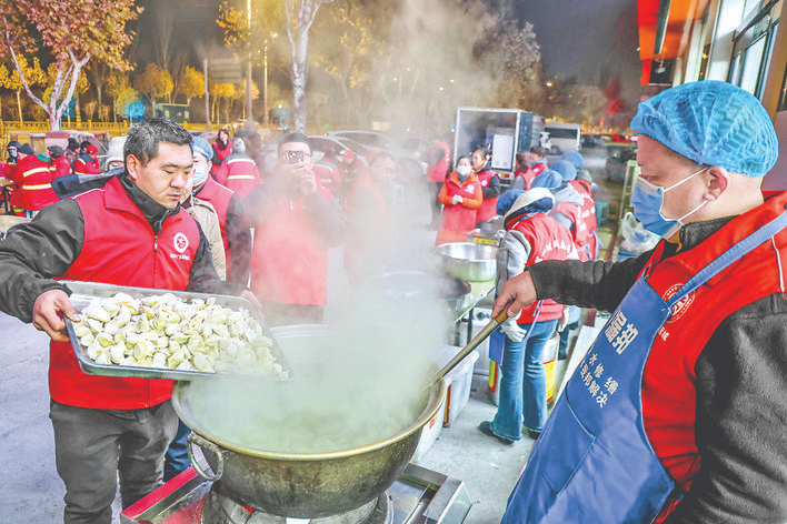 爱心饺子在冬至这几天由他们送出