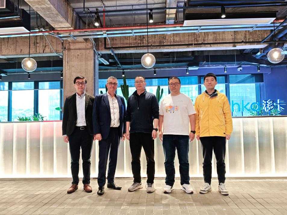 爱尔兰政府考察团到访移卡调研交流，探讨支付未来新可能