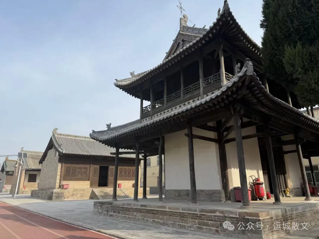 洪池三宝            