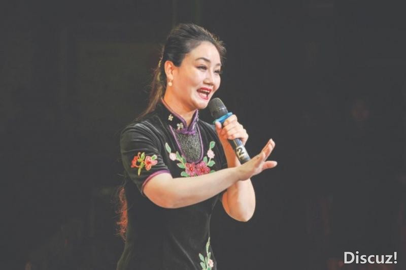 武俊英、王艺华等名家义演助兴上段村108名抗日军民殉难86周年