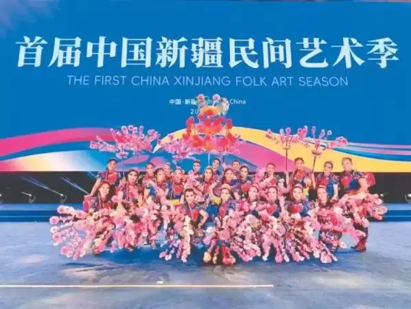 舞蹈教学迷倒学员，“华子大叔”董少华粉丝破493.8万