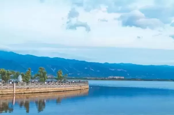 雨后盐湖