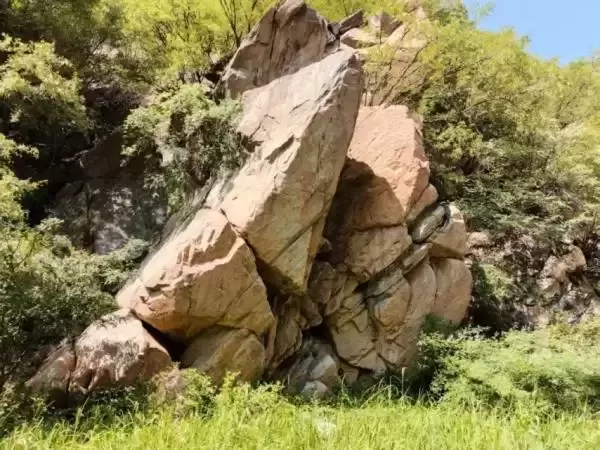 地质文化村——夏县南北晋村的25亿年鬼斧神工
