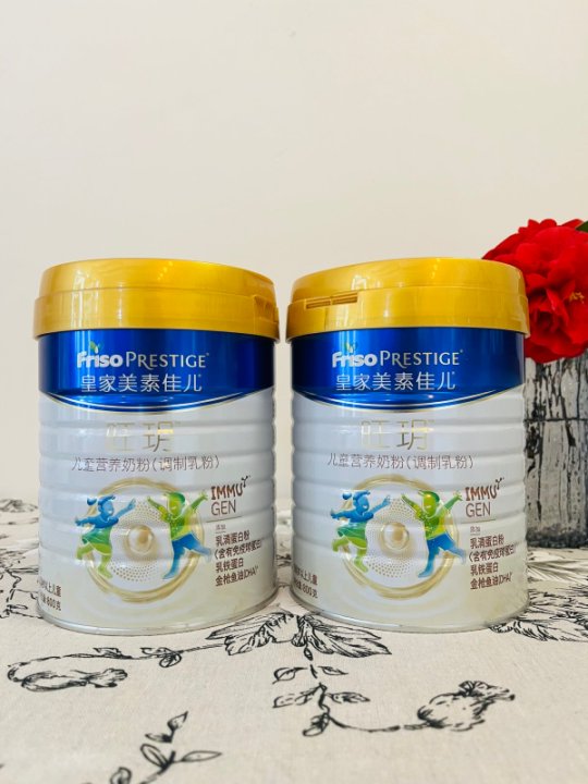 靠“强护配方”登成长榜单，来看儿童奶粉哪个好