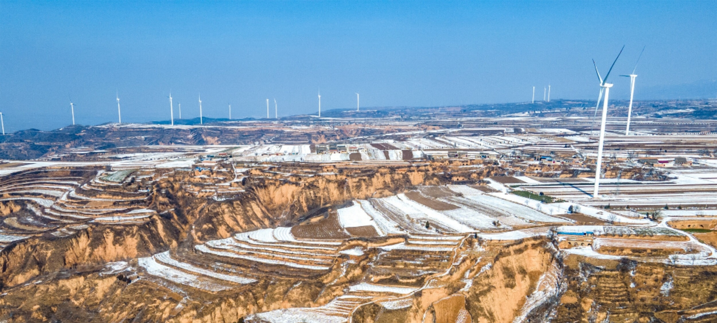 雪后中条山